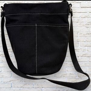 URBAN OUTFITTERS Black Canvas Bucket Crossbody Bag